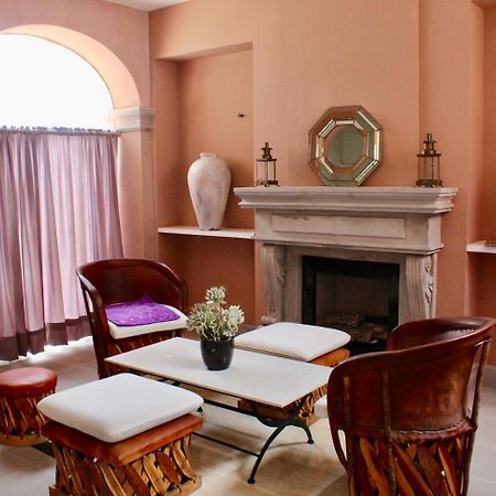 Casa Toscana Bed & Breakfast Сан Мигел де Аленде Екстериор снимка