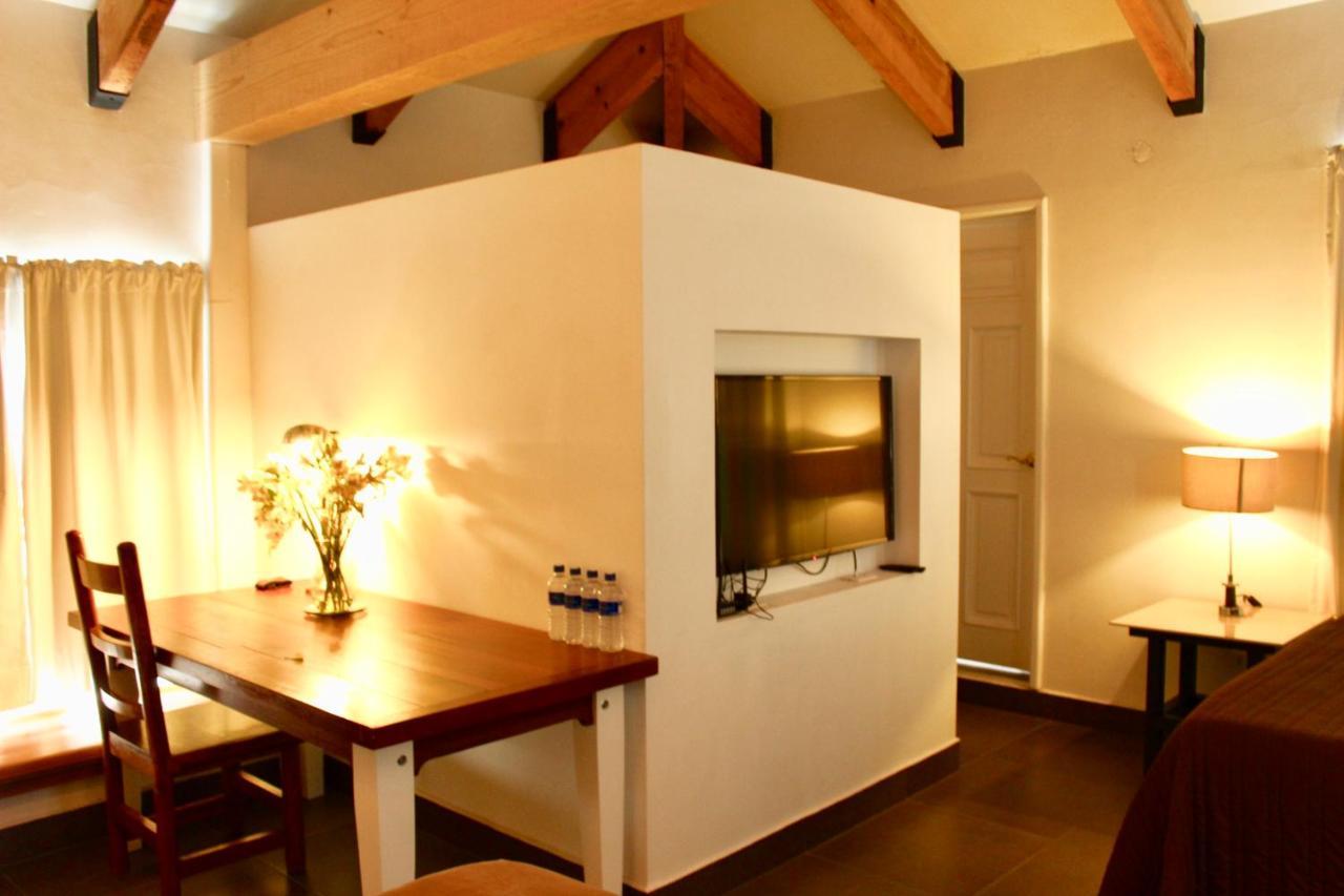 Casa Toscana Bed & Breakfast Сан Мигел де Аленде Екстериор снимка